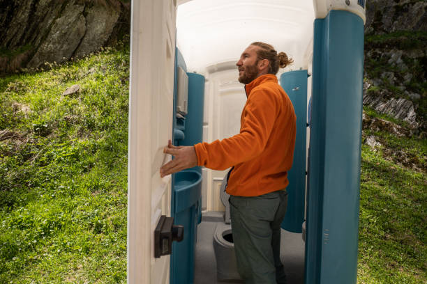 Portable bathroom rental in Worland, WY