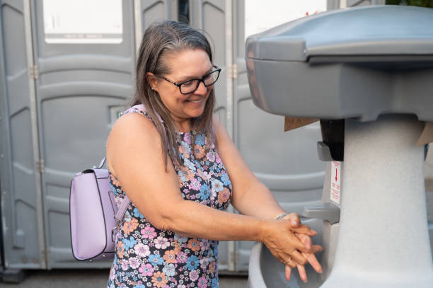 Best Porta potty delivery and setup  in Worland, WY